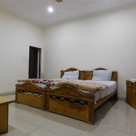 Hotel Humera Bahawalpur Buitenkant foto